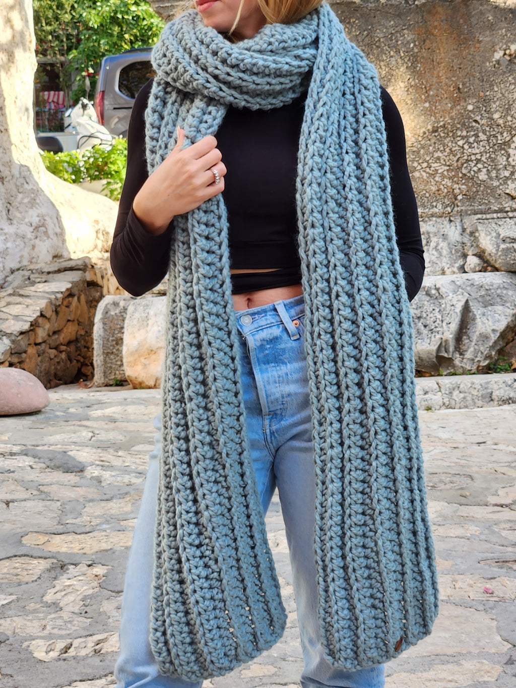 Chunky Scarf Pattern - Beginner-Friendly Crochet Pattern PDF