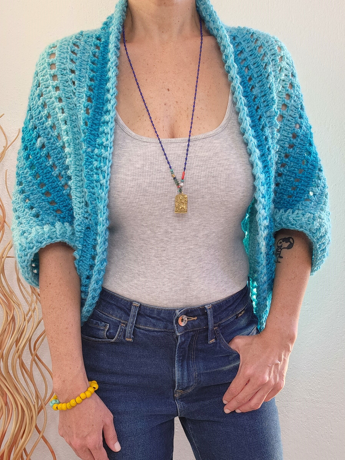 Festival Shrug Crochet Pattern -patternsforknitting.net 
